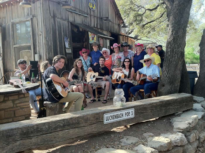 Luckenbach, TX